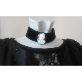 COLLARINO CAMEO