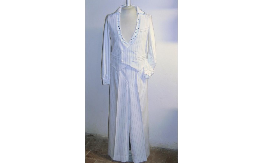DRESS STAR